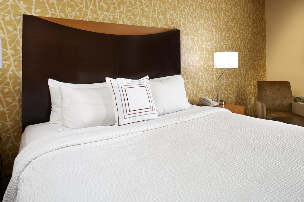 Fairfield Inn & Suites By Marriott Cleveland Бічвуд Екстер'єр фото