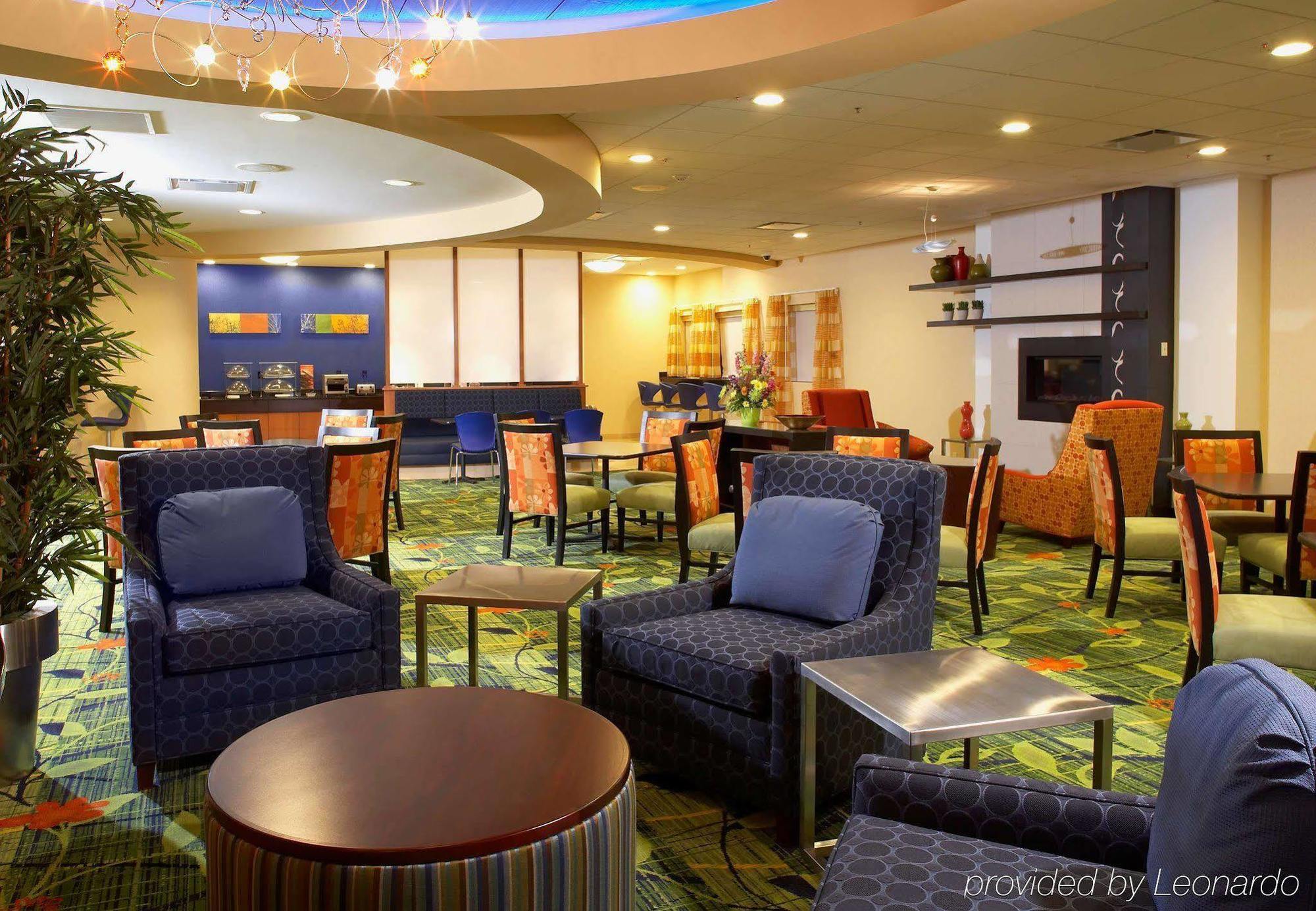Fairfield Inn & Suites By Marriott Cleveland Бічвуд Інтер'єр фото